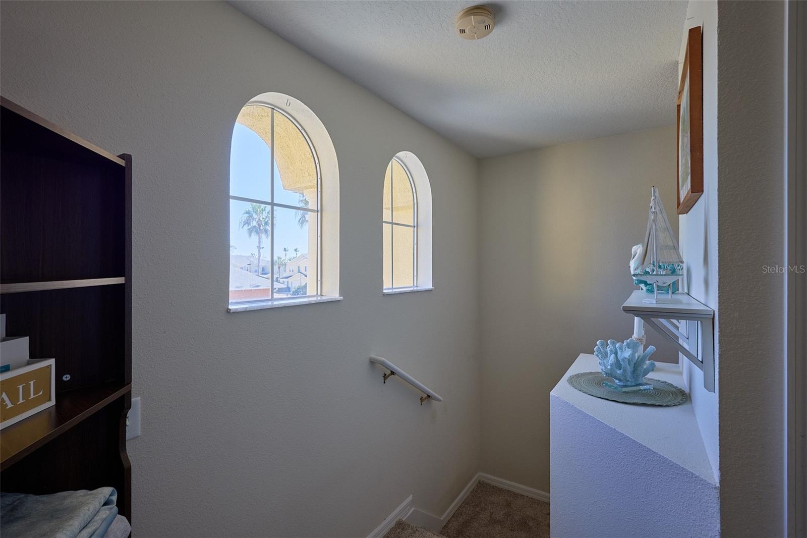 SUNSET POINTE TWNHMS - Residential