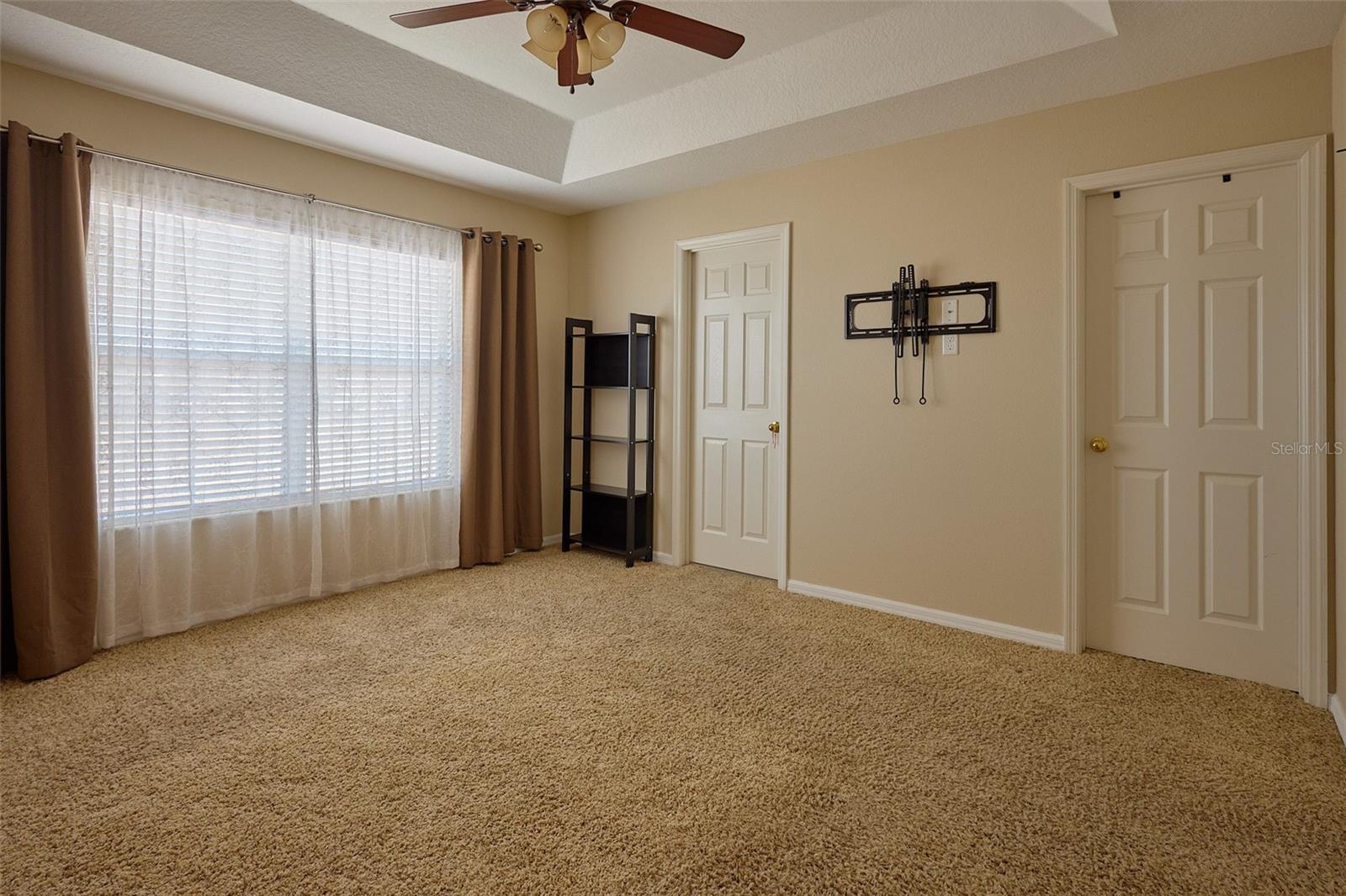 SUNSET POINTE TWNHMS - Residential