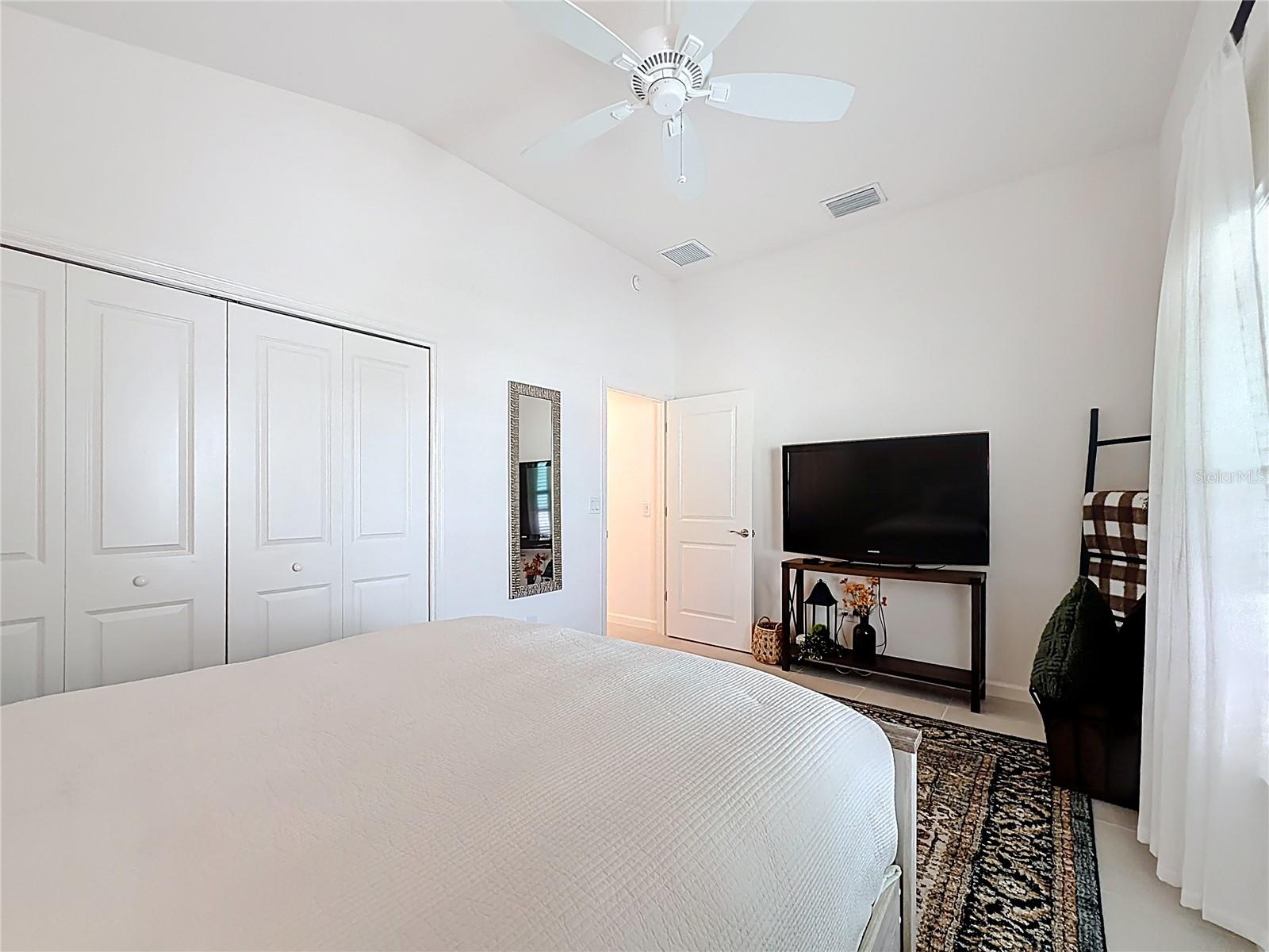 VILLAGES/SOUTHERN OAKS UN 90 - Residential