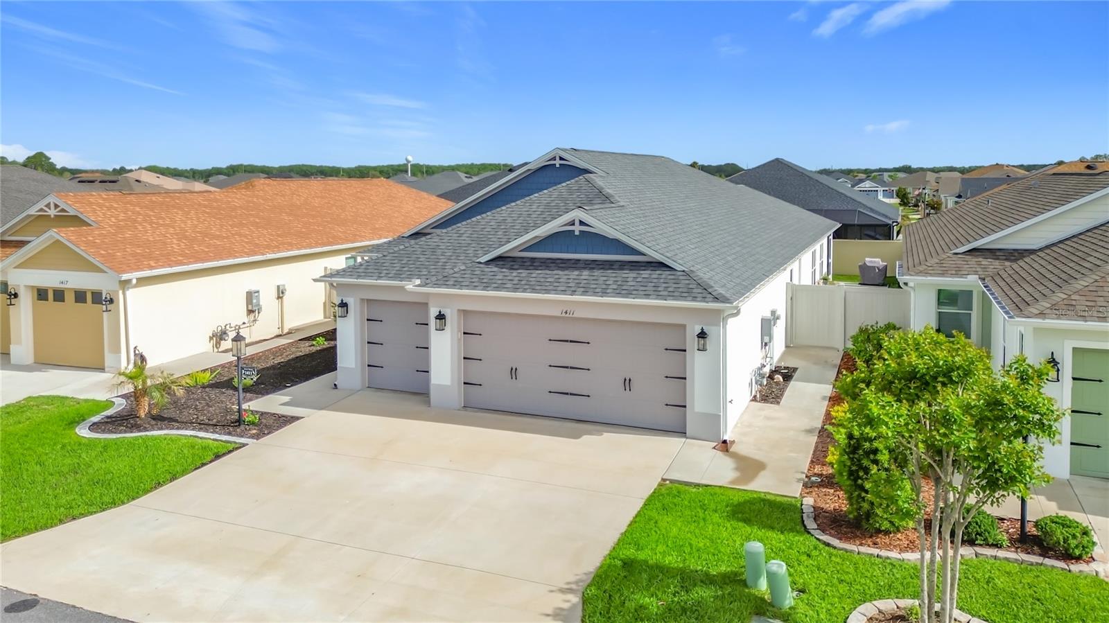 VILLAGES/SOUTHERN OAKS UN 90 - Residential