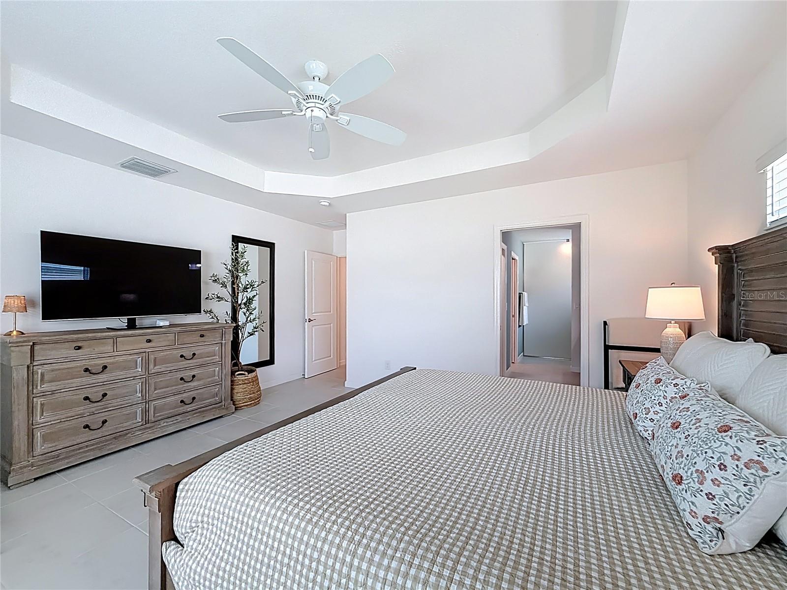 VILLAGES/SOUTHERN OAKS UN 90 - Residential