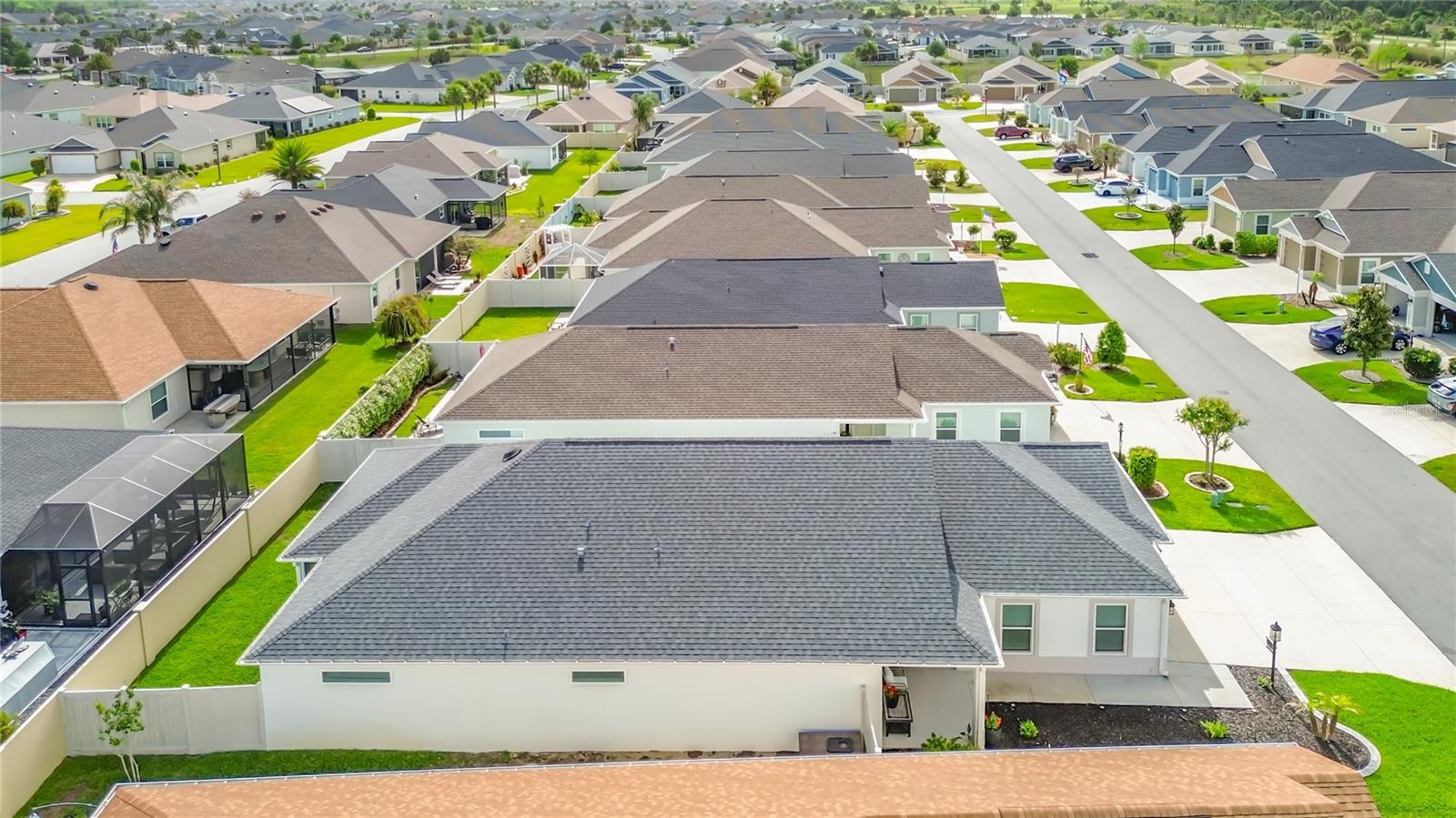 VILLAGES/SOUTHERN OAKS UN 90 - Residential