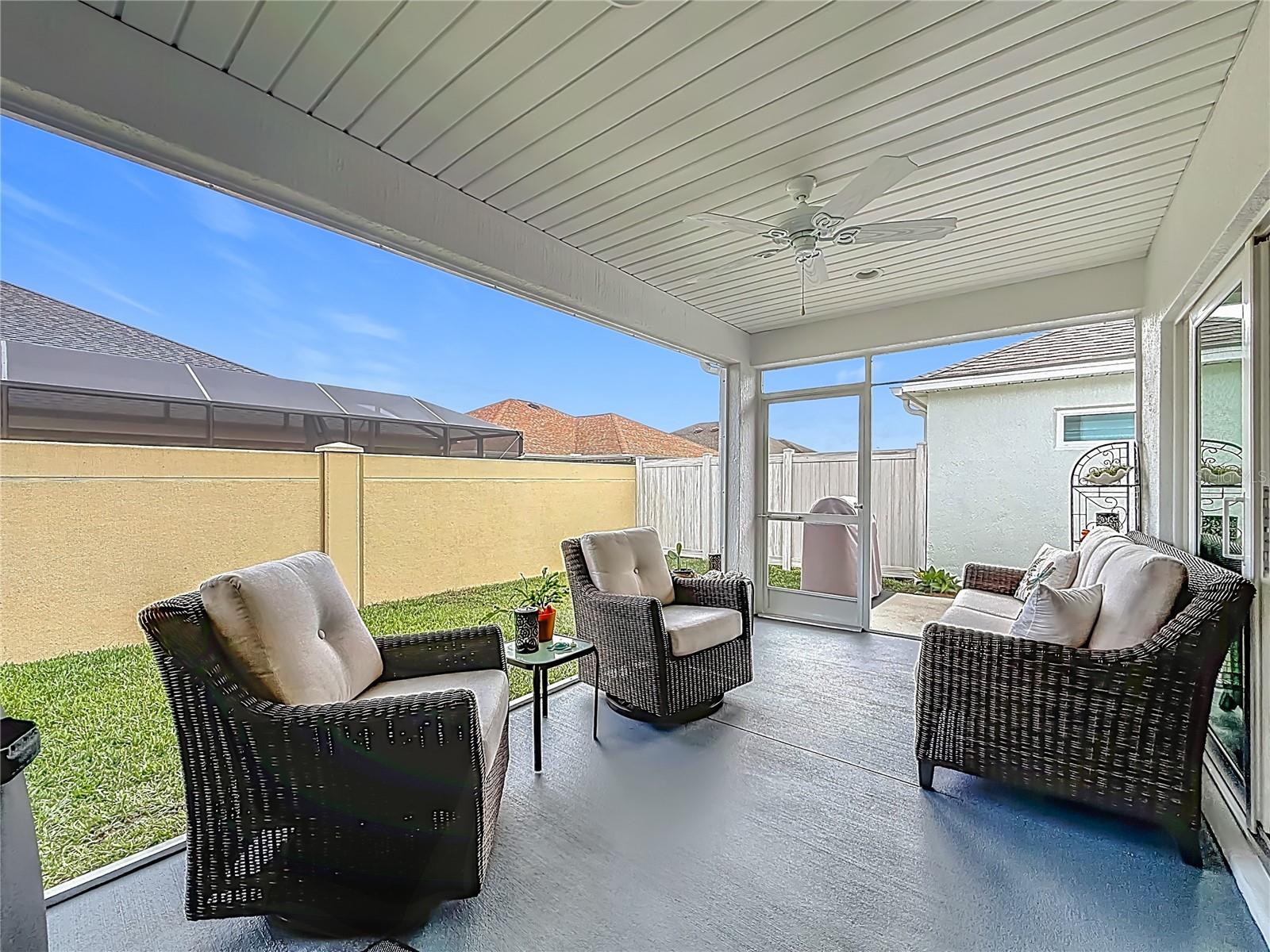 VILLAGES/SOUTHERN OAKS UN 90 - Residential