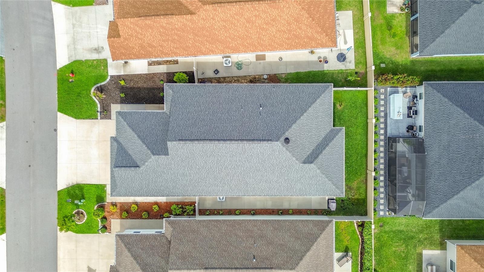 VILLAGES/SOUTHERN OAKS UN 90 - Residential