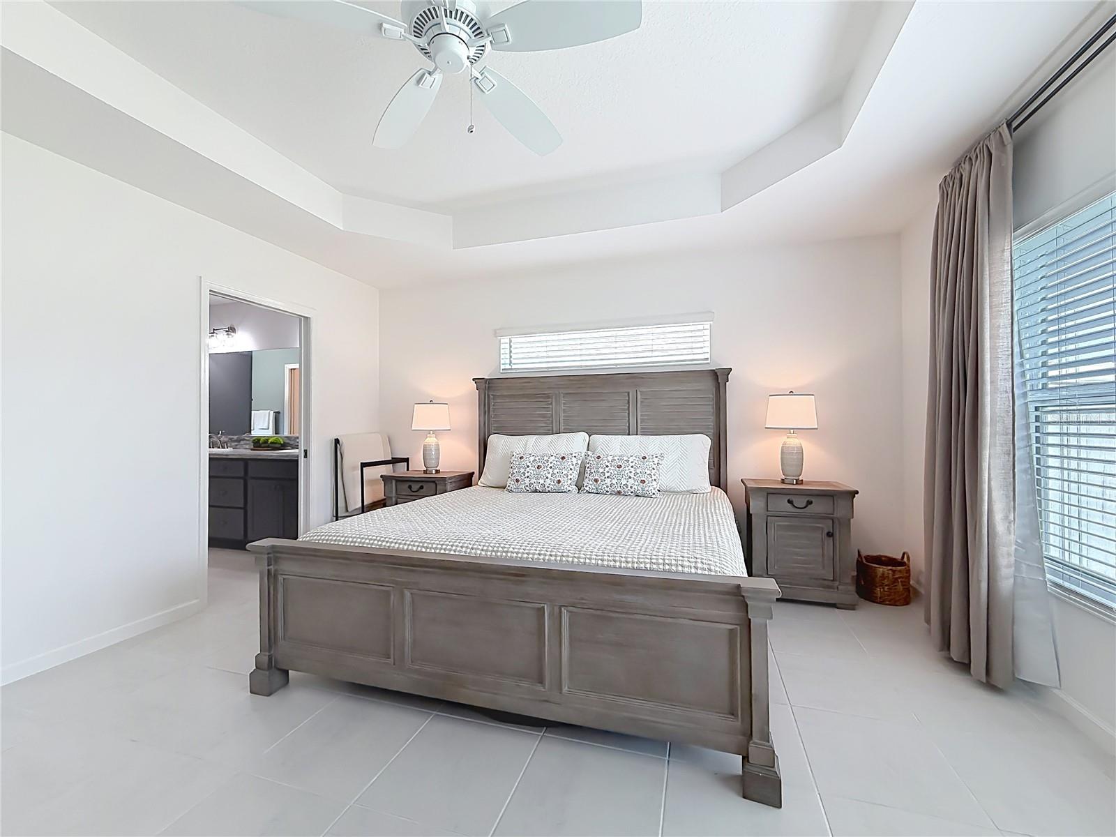 VILLAGES/SOUTHERN OAKS UN 90 - Residential