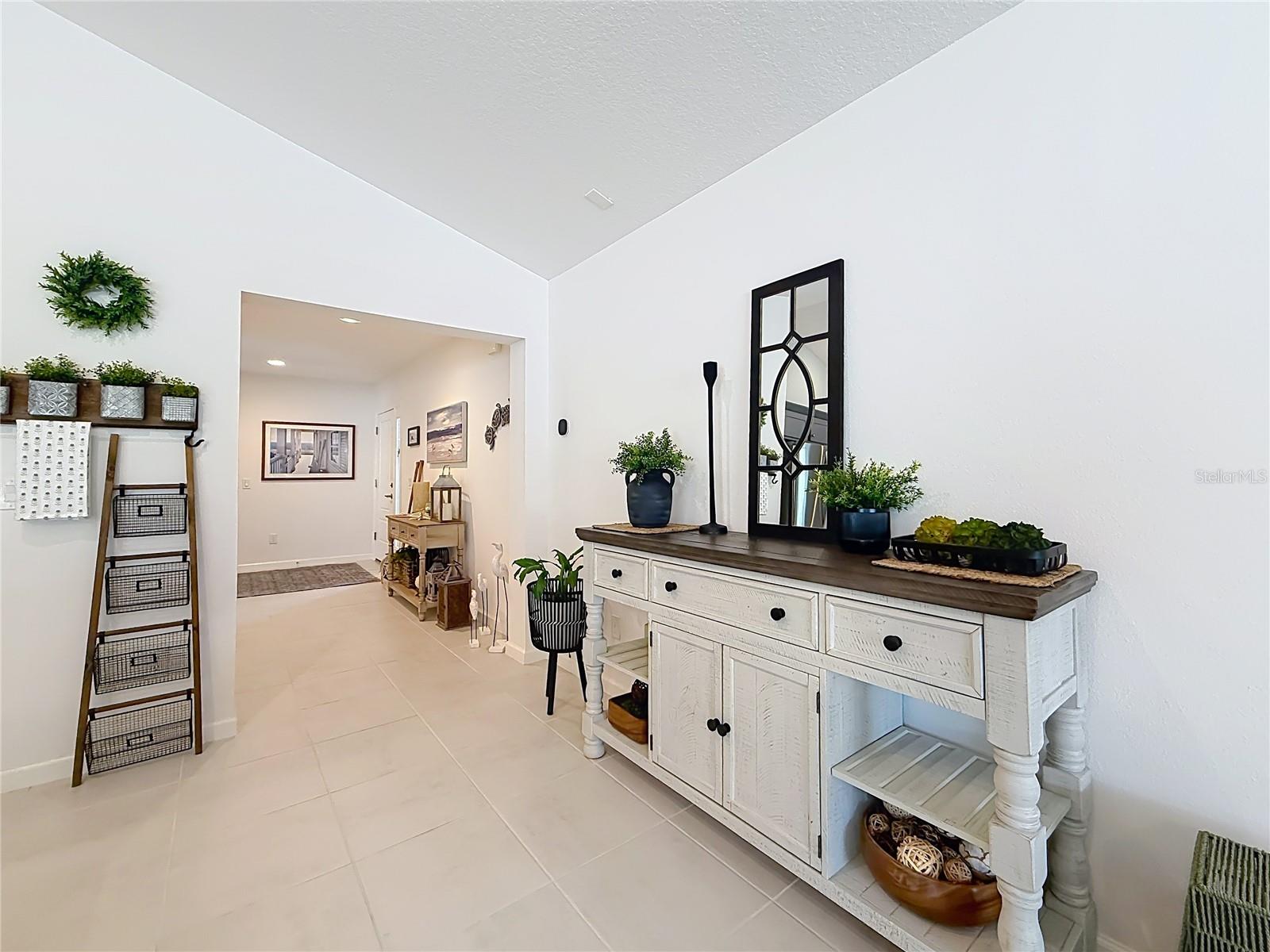 VILLAGES/SOUTHERN OAKS UN 90 - Residential