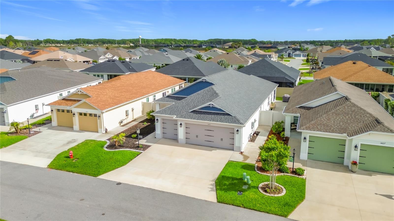 VILLAGES/SOUTHERN OAKS UN 90 - Residential