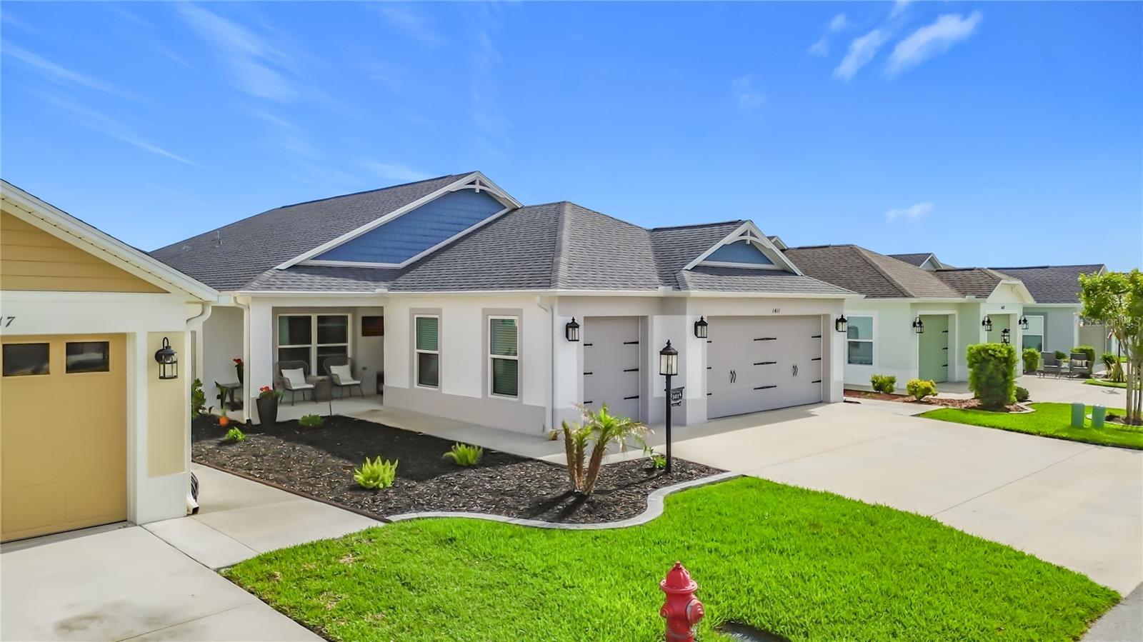 VILLAGES/SOUTHERN OAKS UN 90 - Residential