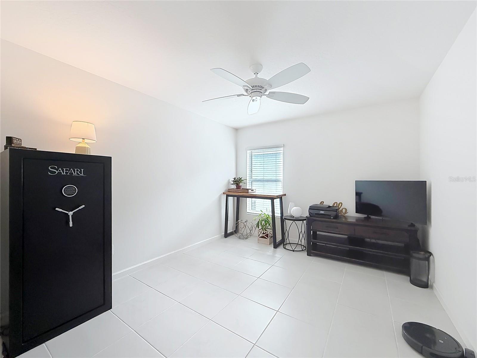 VILLAGES/SOUTHERN OAKS UN 90 - Residential