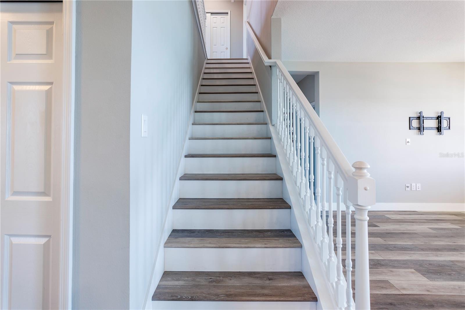 WATERSIDE POINTE PH 3 - Residential Lease