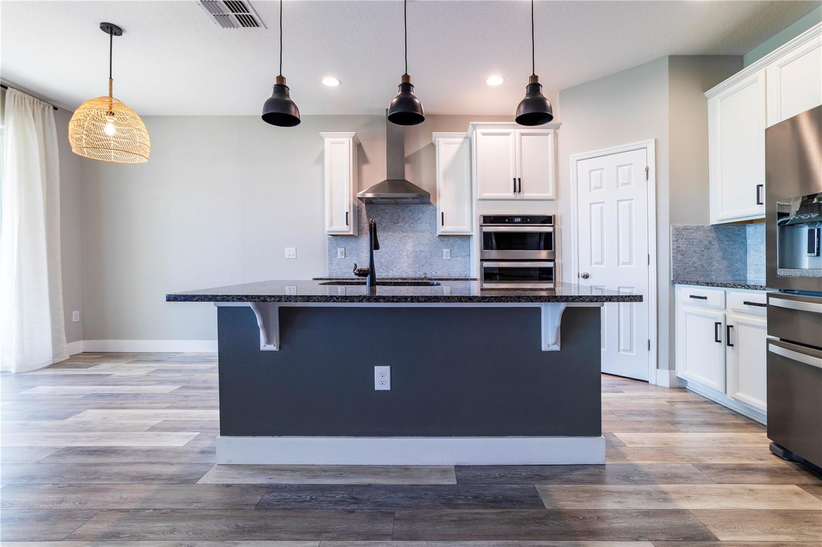 WATERSIDE POINTE PH 3 - Residential Lease