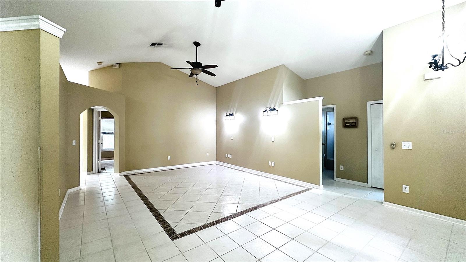 10903 RUSHWOOD WAY