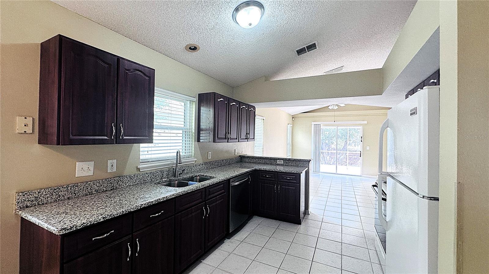 WOODRIDGE PH 01 - Residential