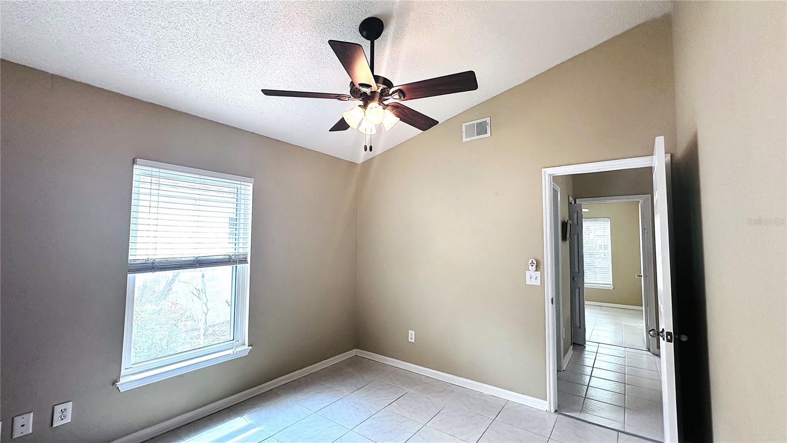 WOODRIDGE PH 01 - Residential