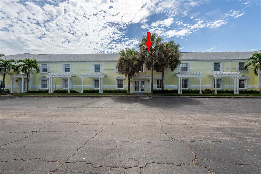 Photo of 5132 Beach Drive SE #C, St Petersburg, FL 33705 (MLS # TB8539453)