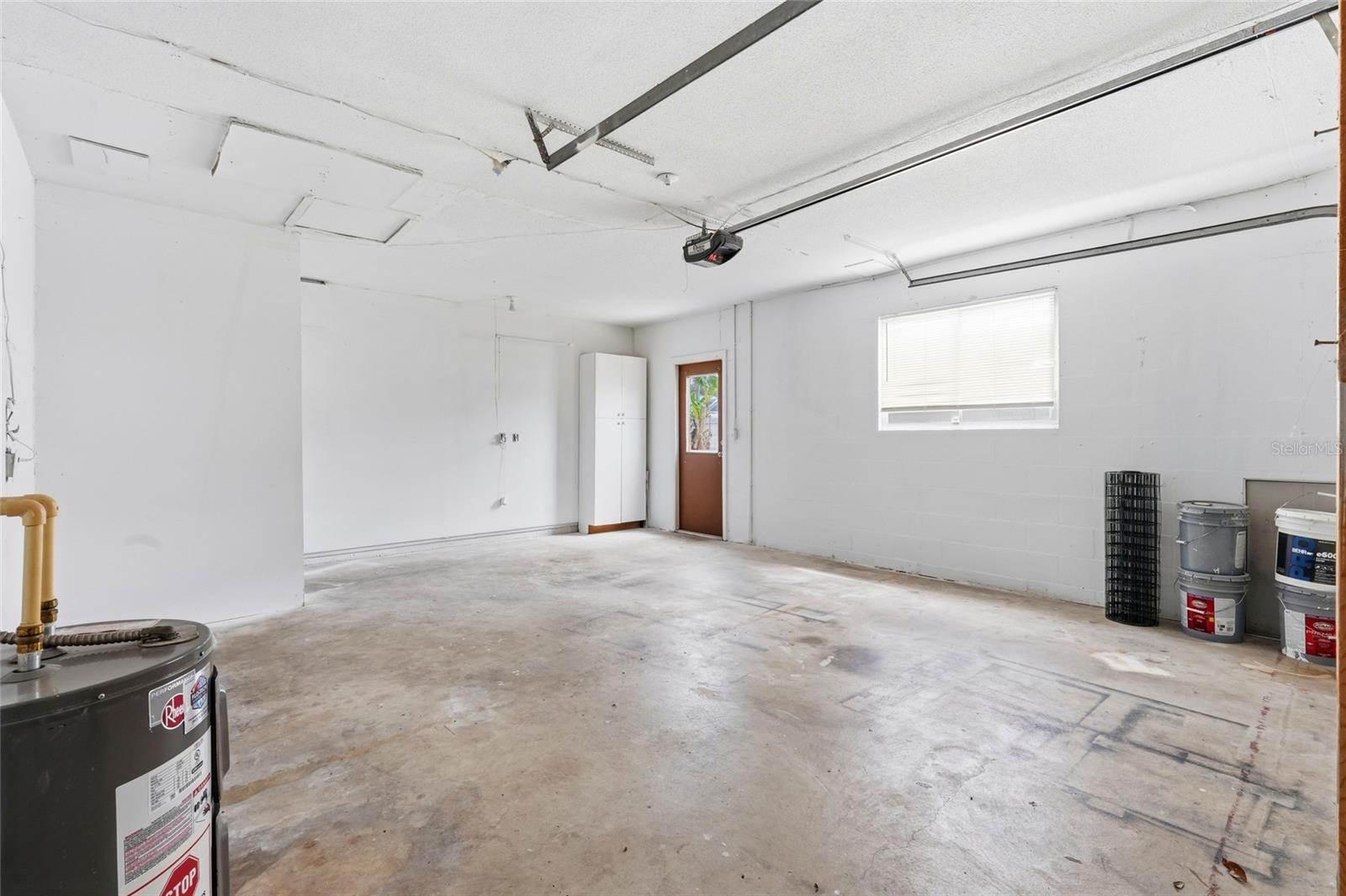 SOUTH VENICE UNIT 06 - Residential