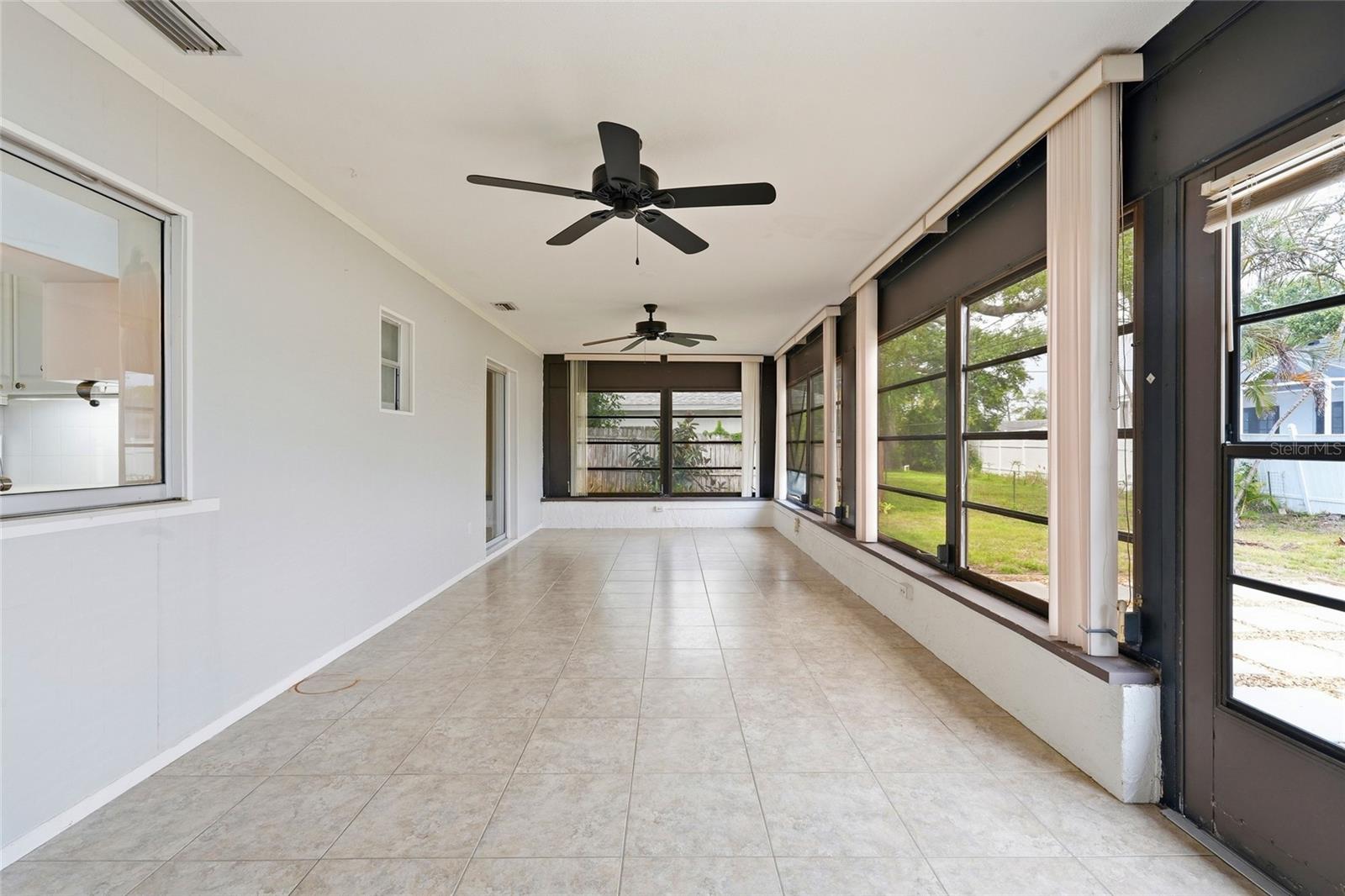 SOUTH VENICE UNIT 06 - Residential