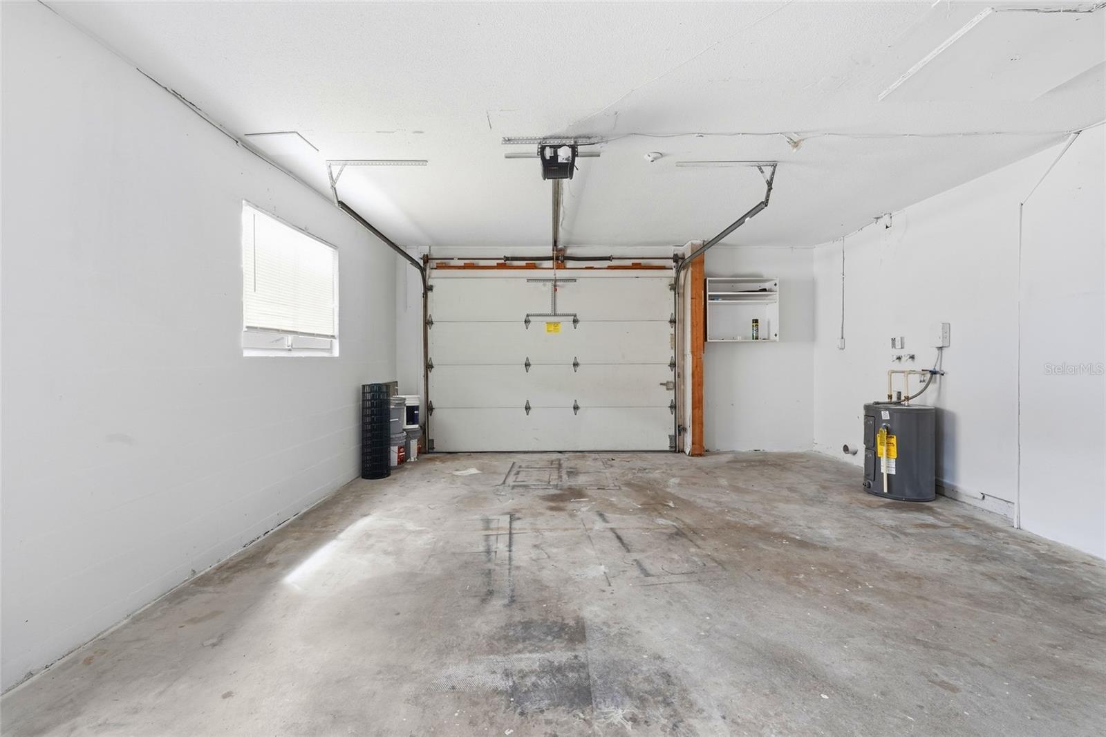 SOUTH VENICE UNIT 06 - Residential