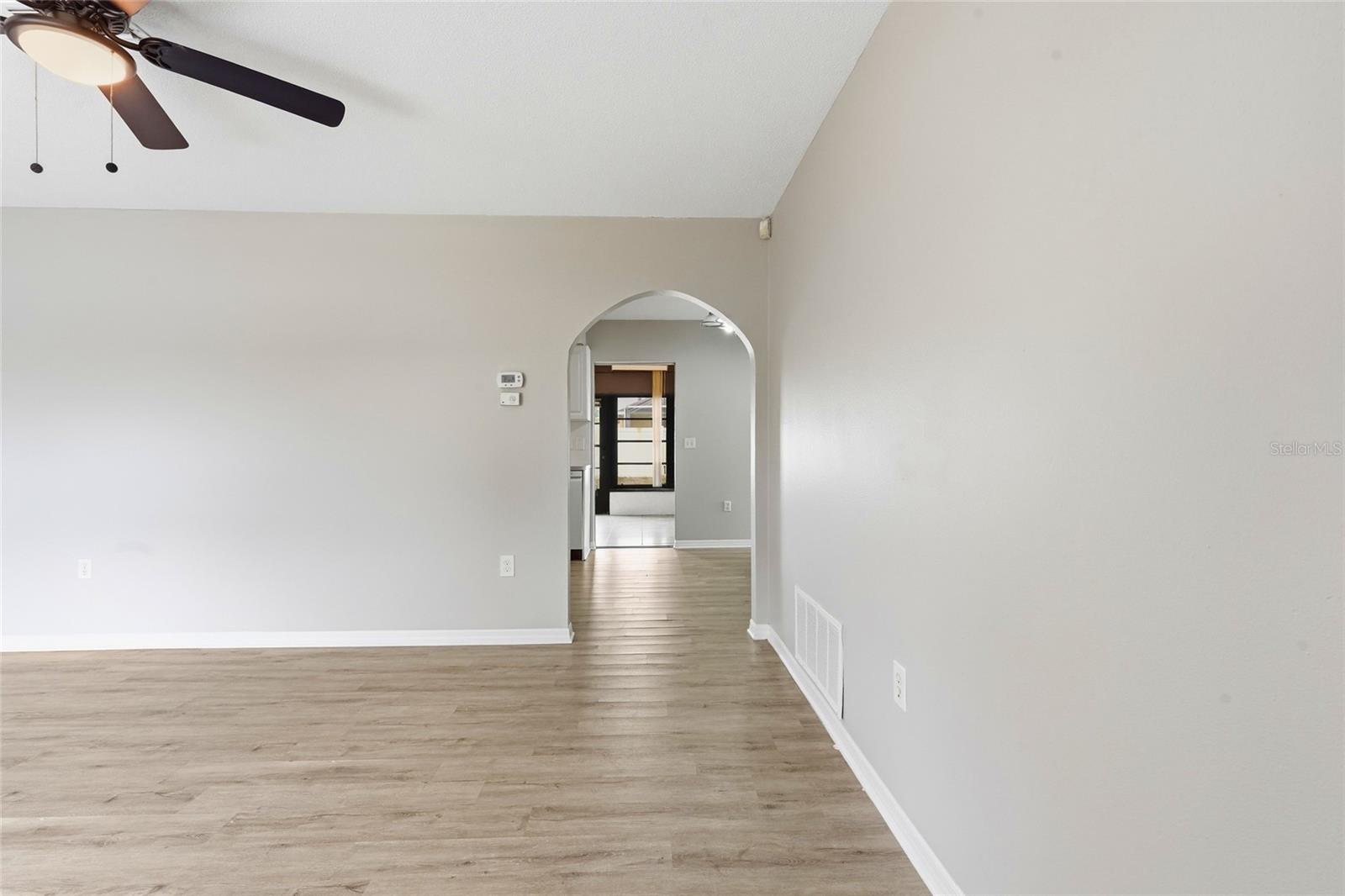 SOUTH VENICE UNIT 06 - Residential