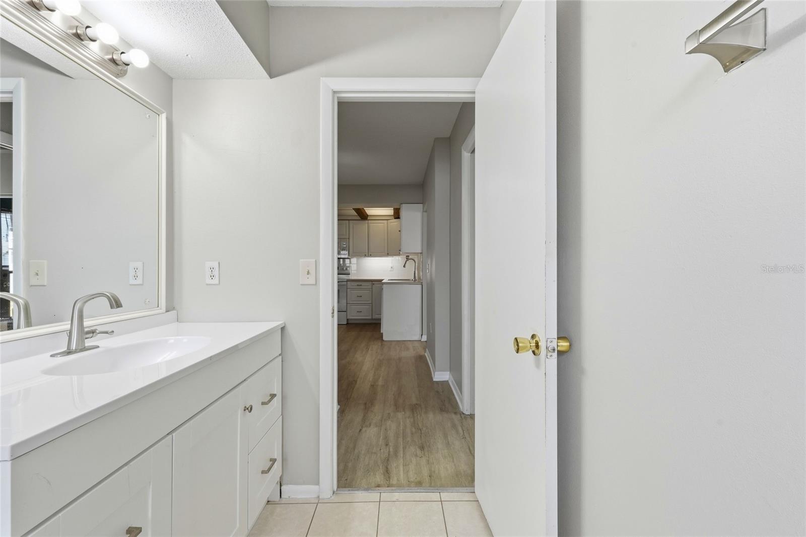 SOUTH VENICE UNIT 06 - Residential