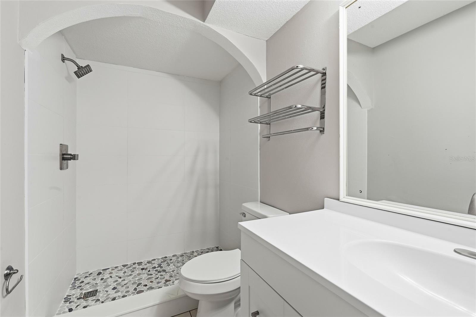 SOUTH VENICE UNIT 06 - Residential