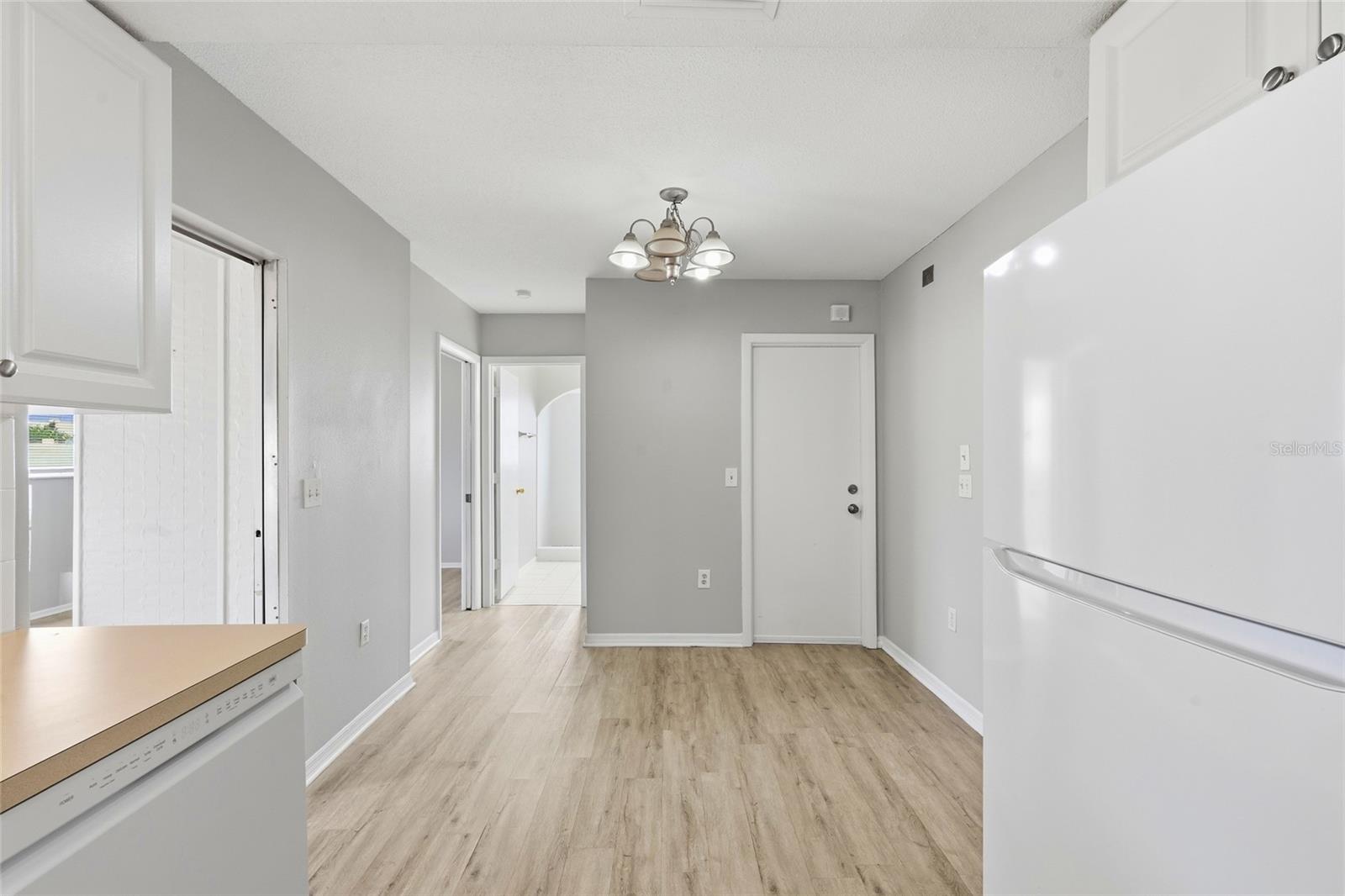 SOUTH VENICE UNIT 06 - Residential