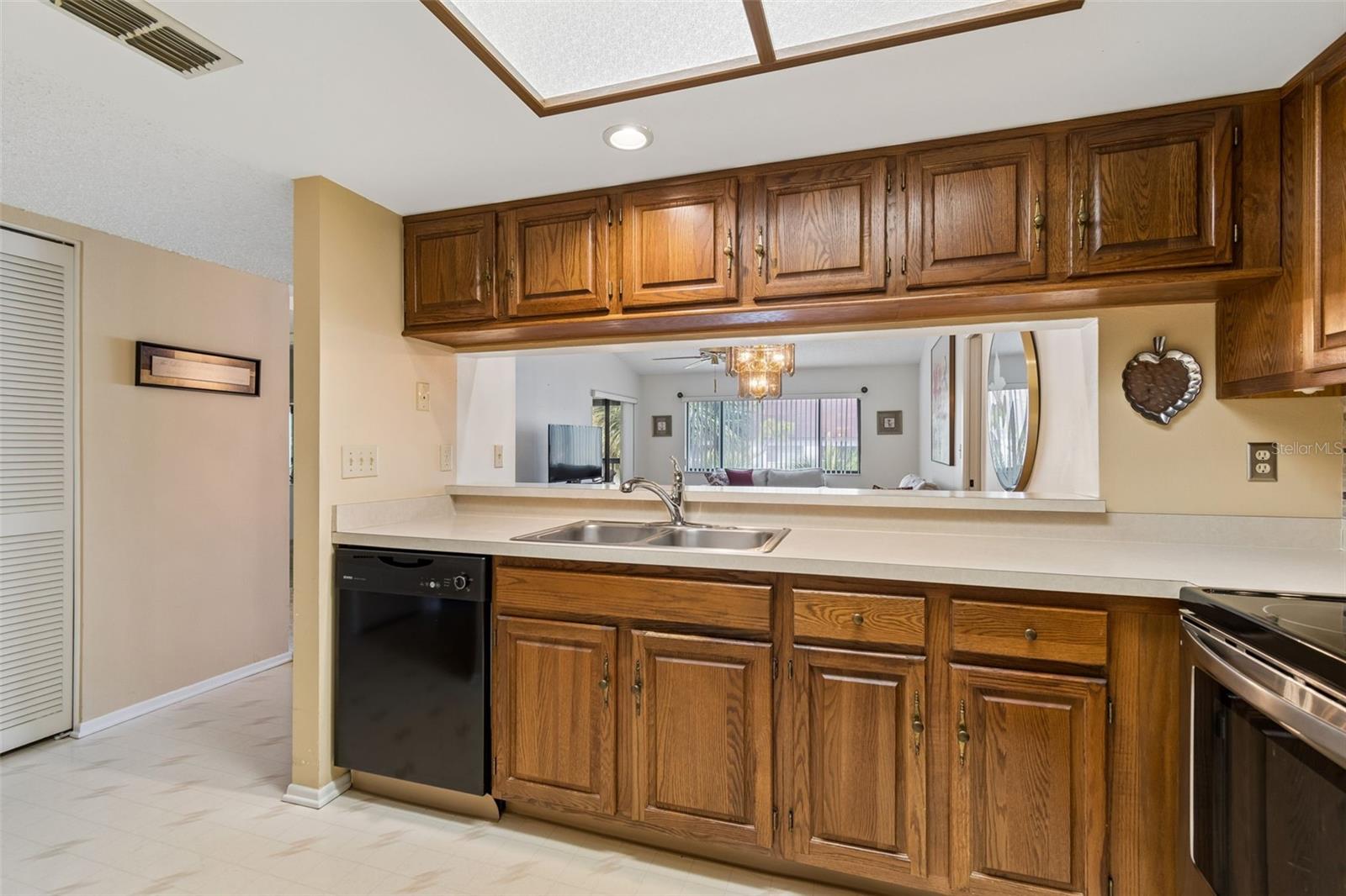 INVERNESS CONDO - Residential