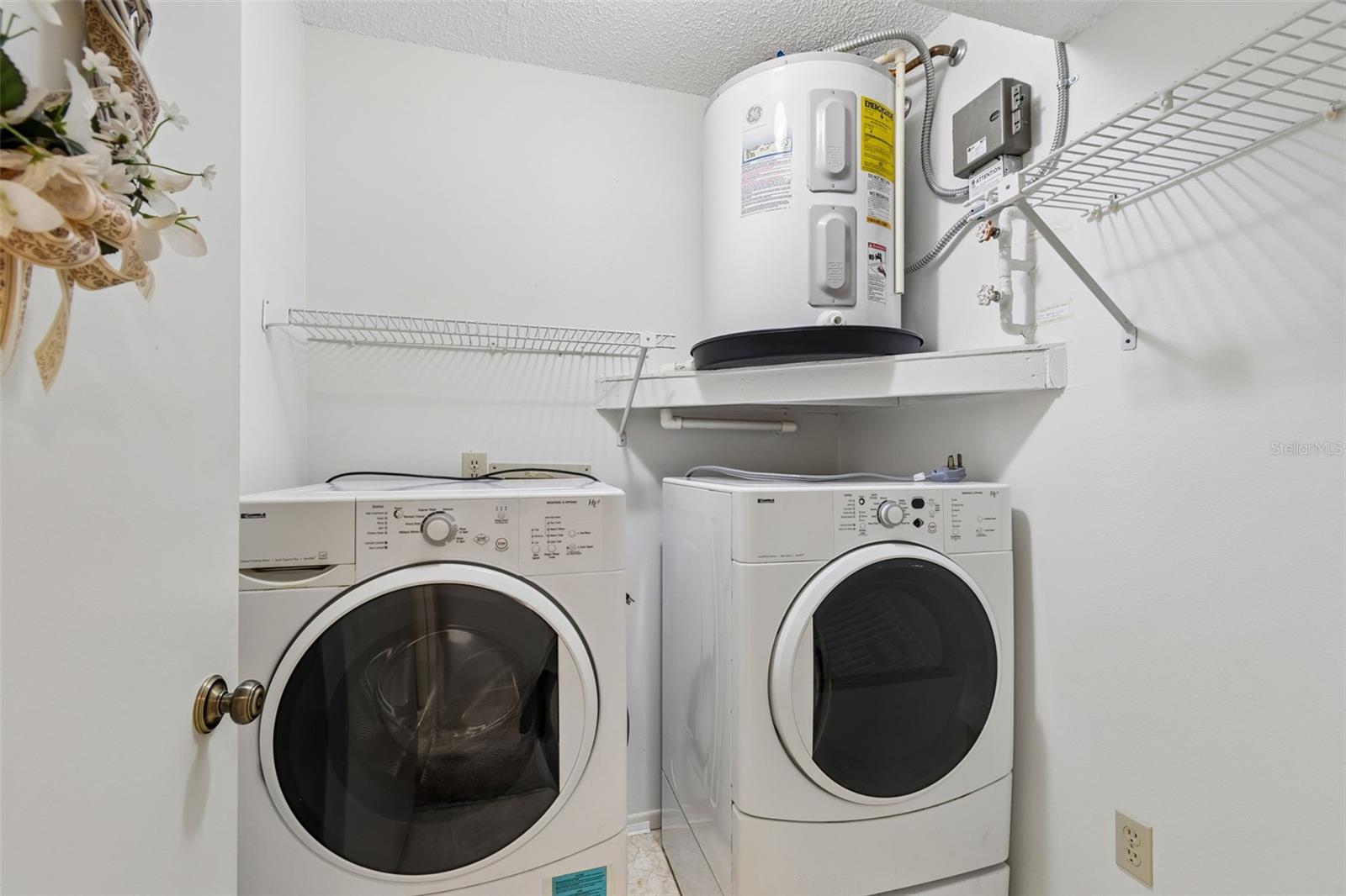 INVERNESS CONDO - Residential