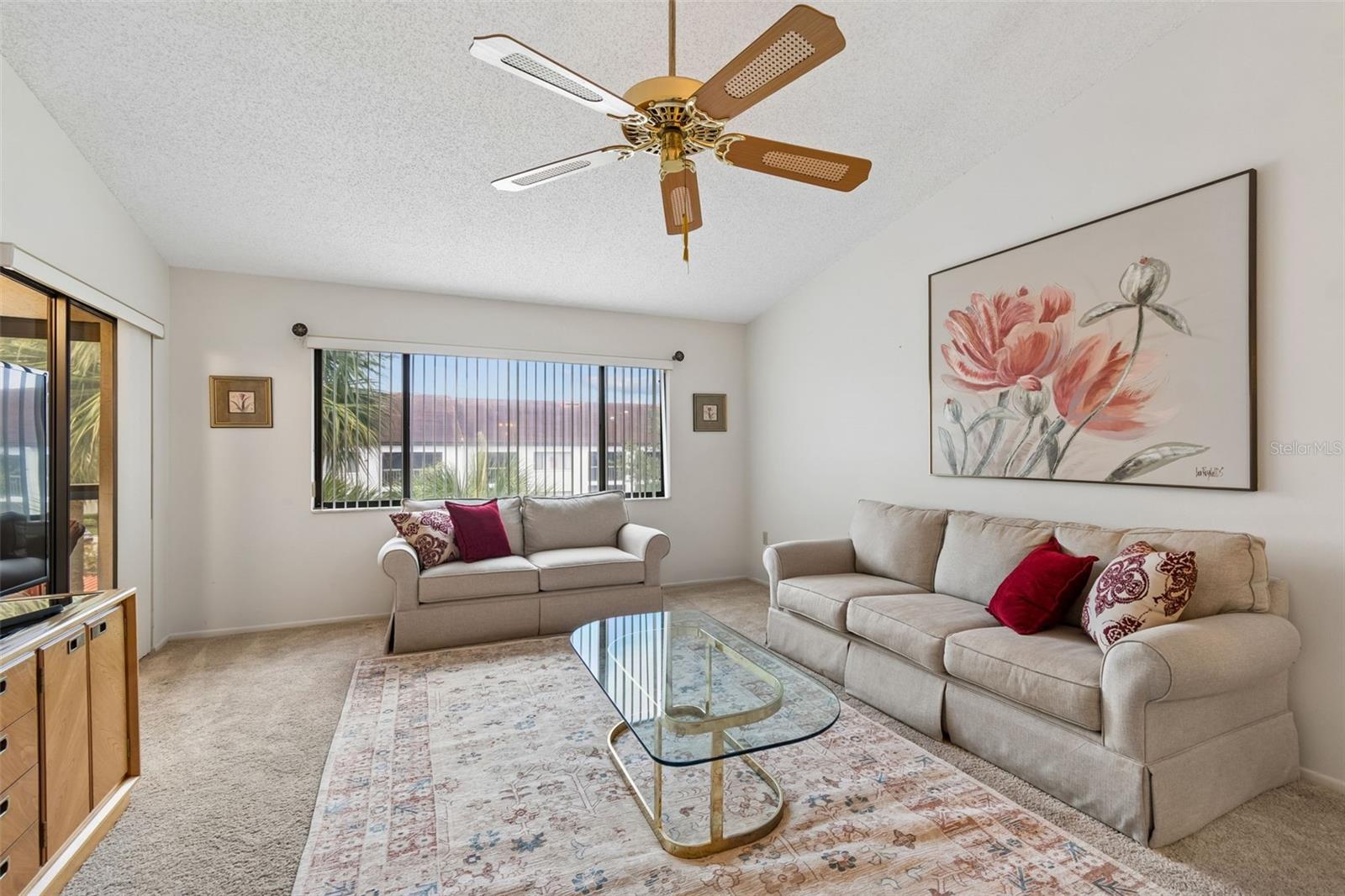 INVERNESS CONDO - Residential