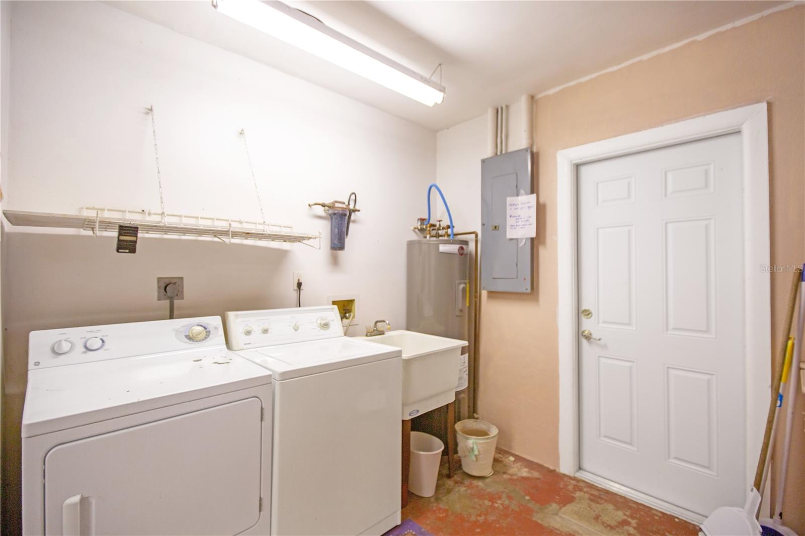 SPRING LAKE VILL 07 - Residential