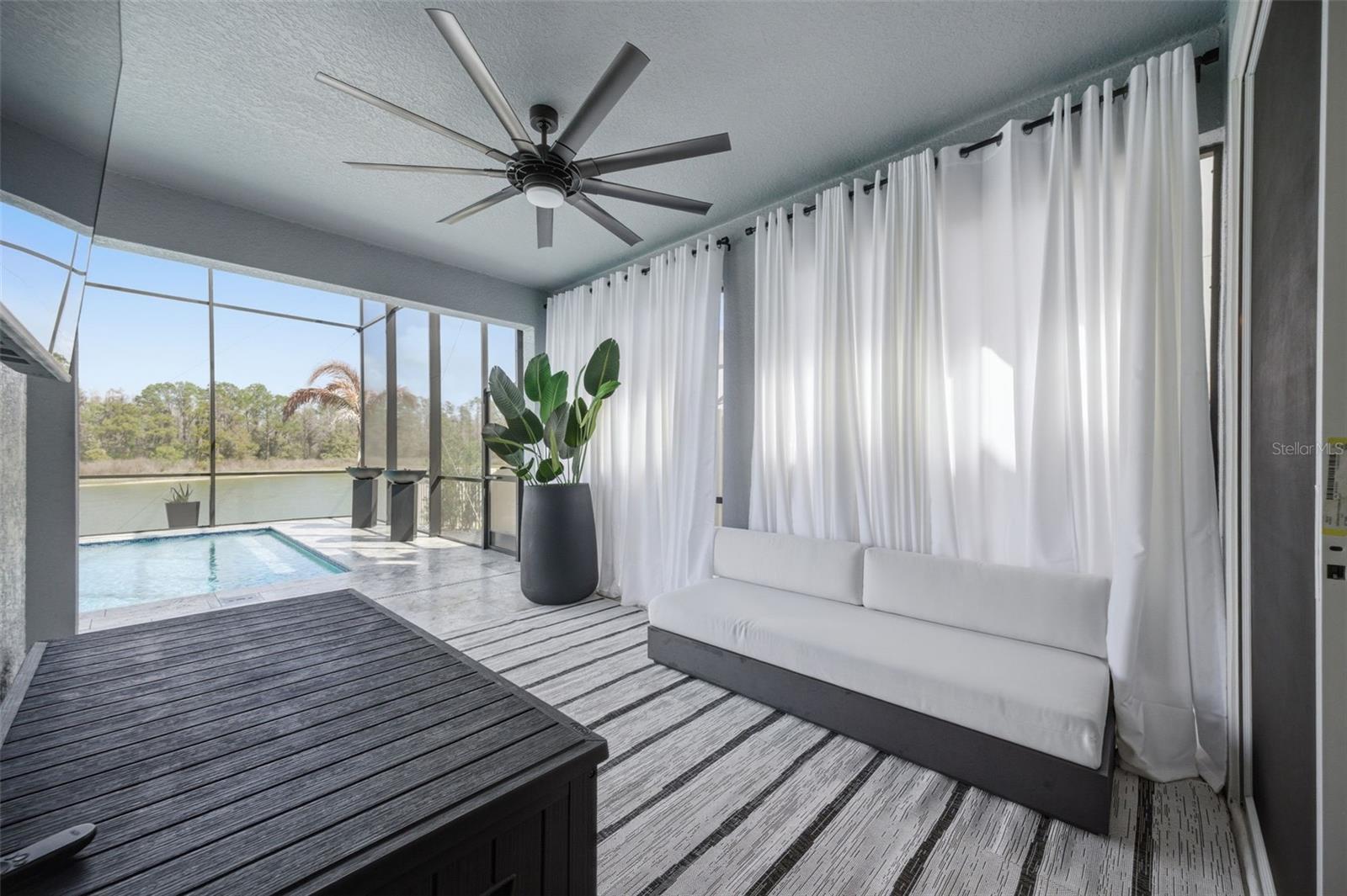 WHISPERING OAKS PRESERVE PH 2 - Residential