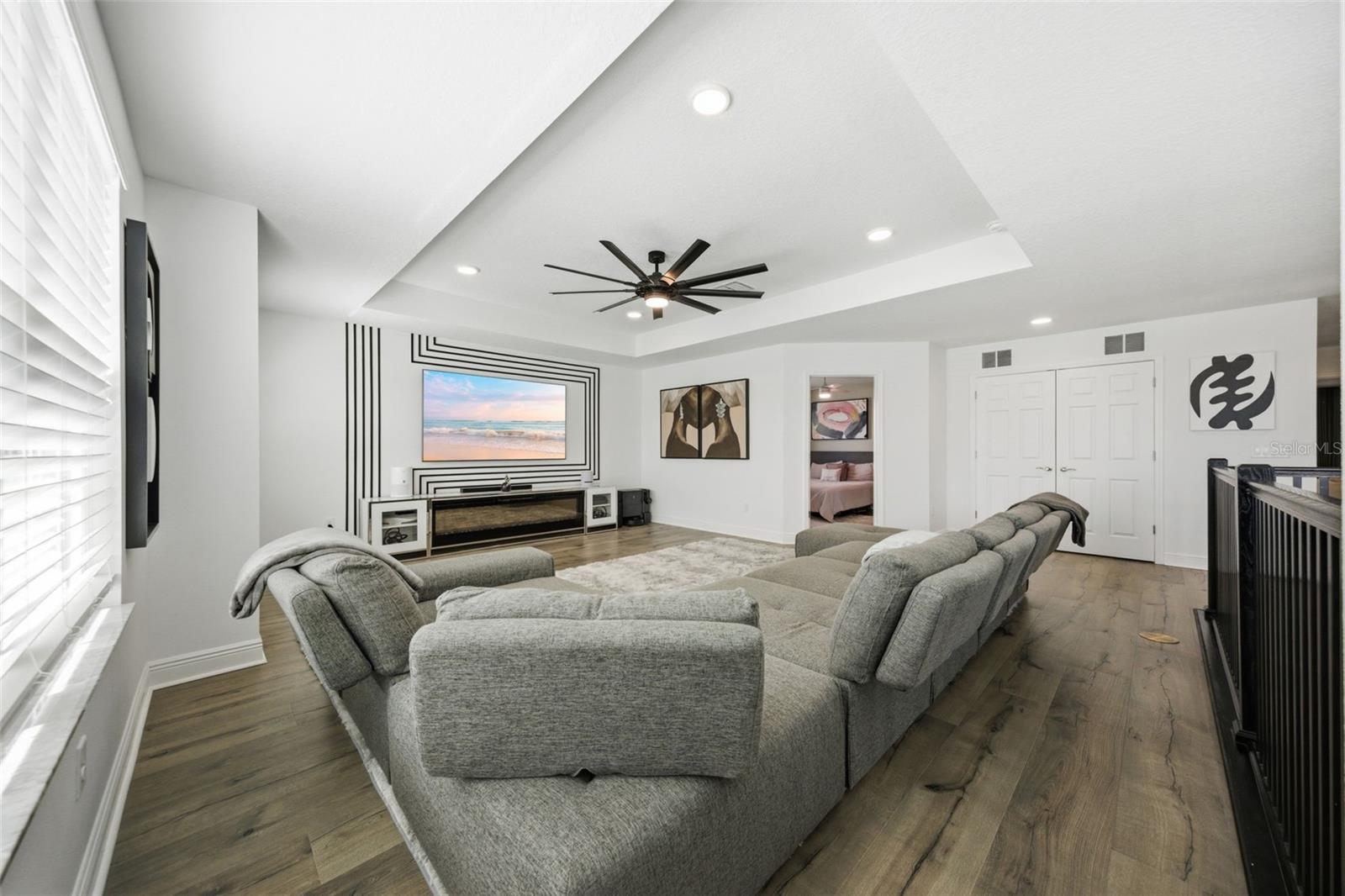 WHISPERING OAKS PRESERVE PH 2 - Residential