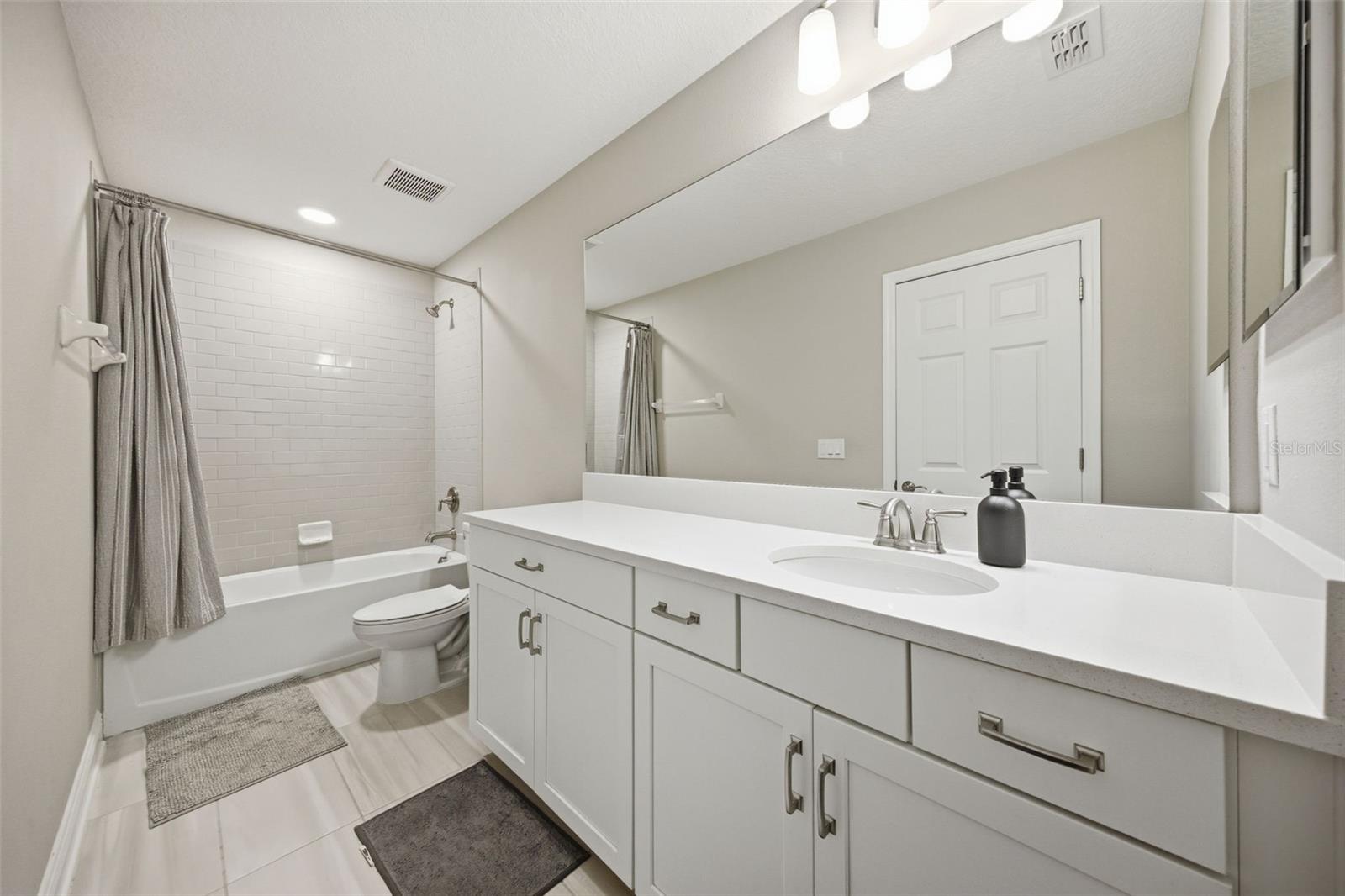 WHISPERING OAKS PRESERVE PH 2 - Residential