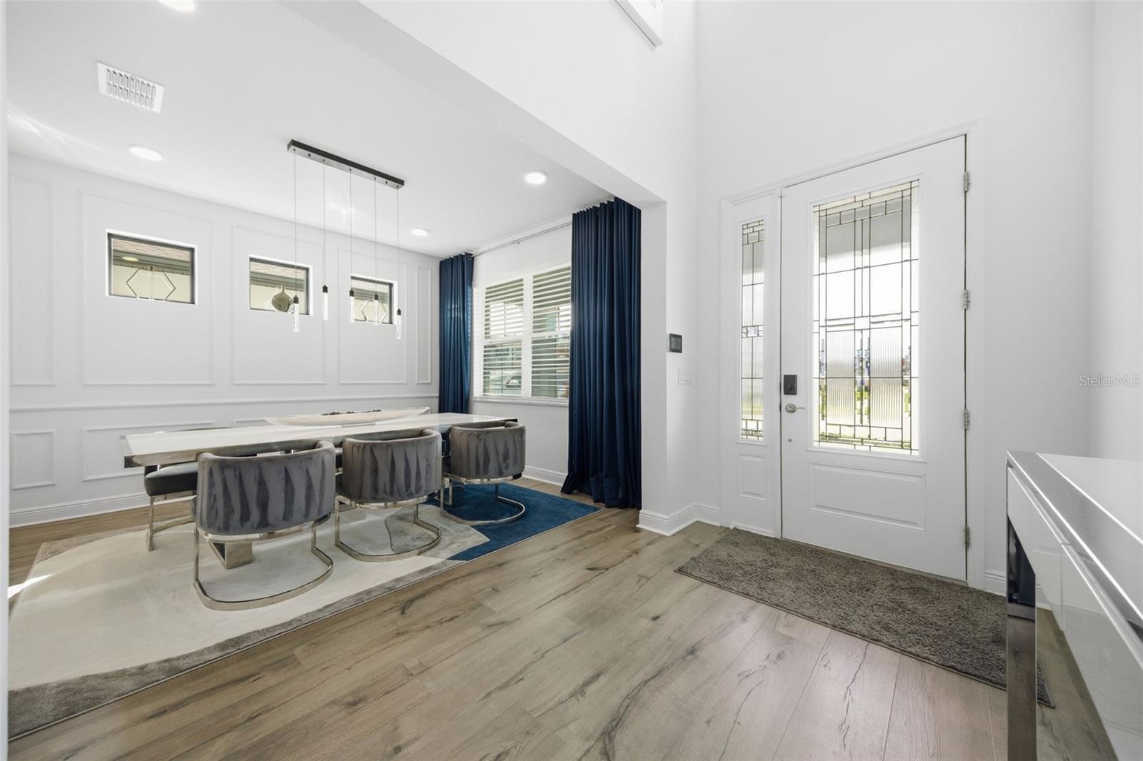 7771 NOTCHED PINE BEND