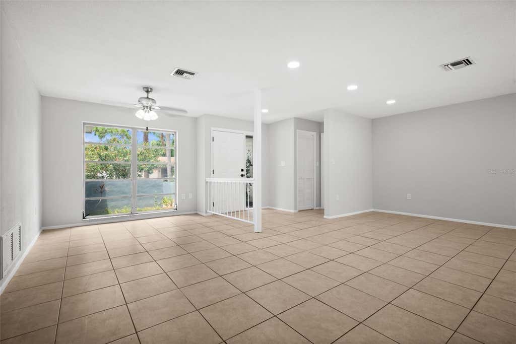 Photo of 504 Bamboo Court, Tarpon Springs, FL 34689 (MLS # TB8533014)