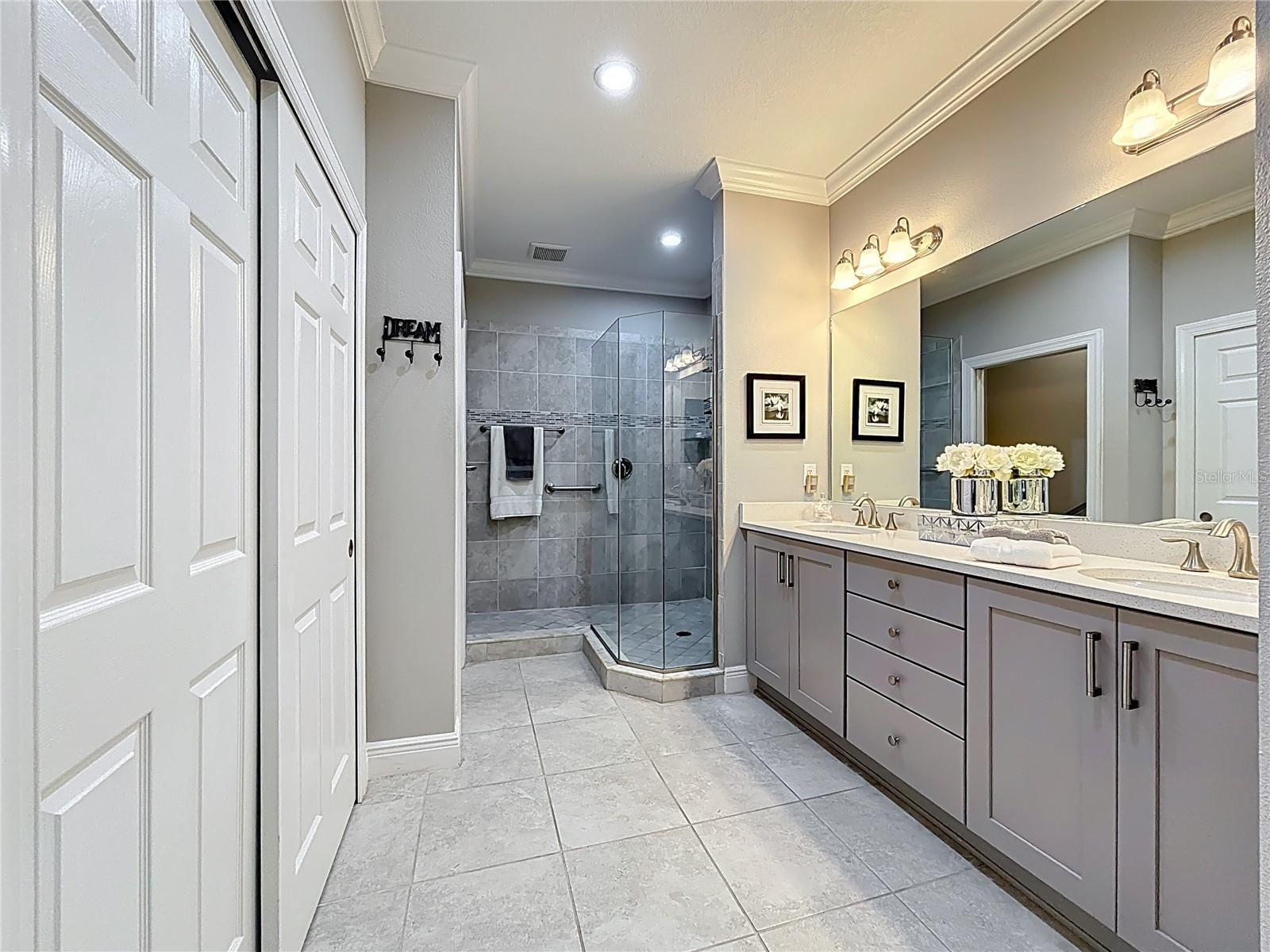 VENETIAN GOLF & RIVER CLUB - Residential