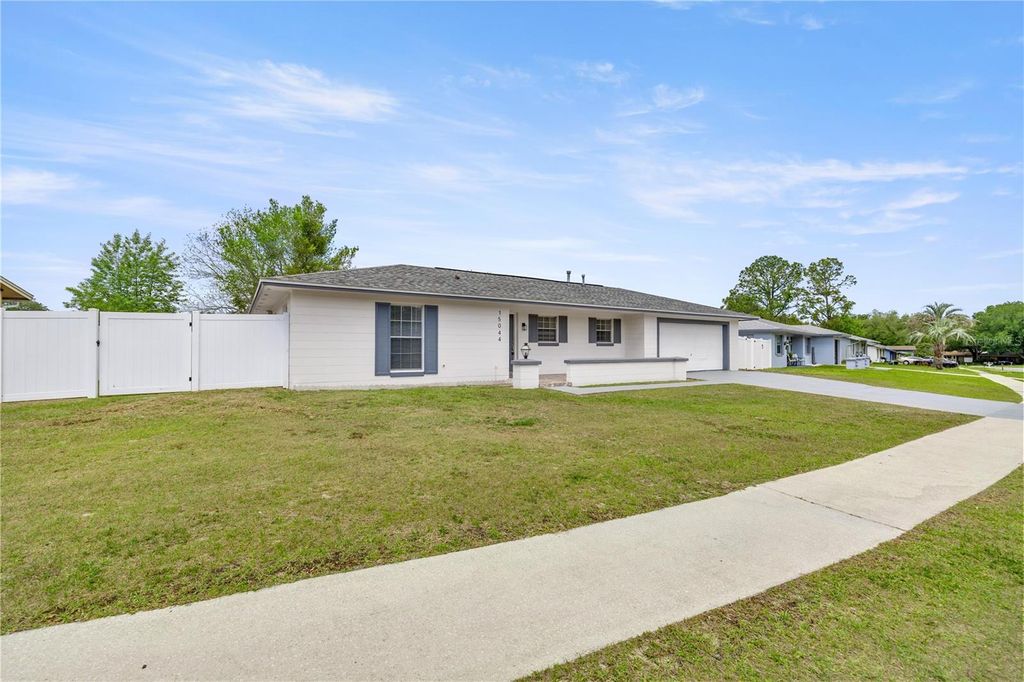 Photo of 15044 SW 35th Avenue Road, Ocala, FL 34473 (MLS # OM719038)