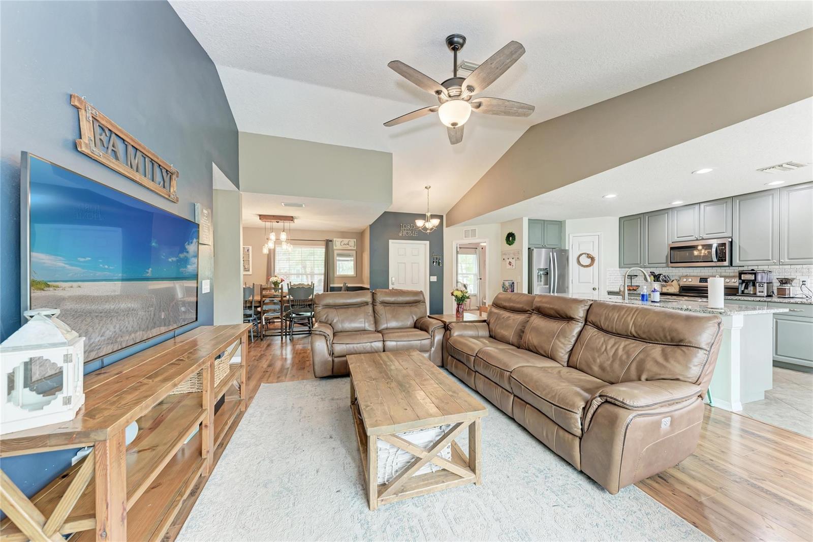 KINGSFIELD LAKES PH 2 - Residential