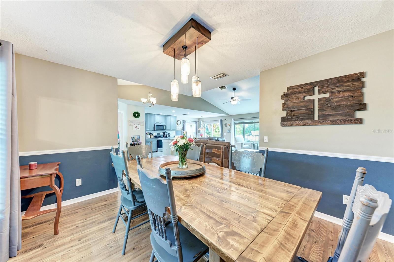 KINGSFIELD LAKES PH 2 - Residential