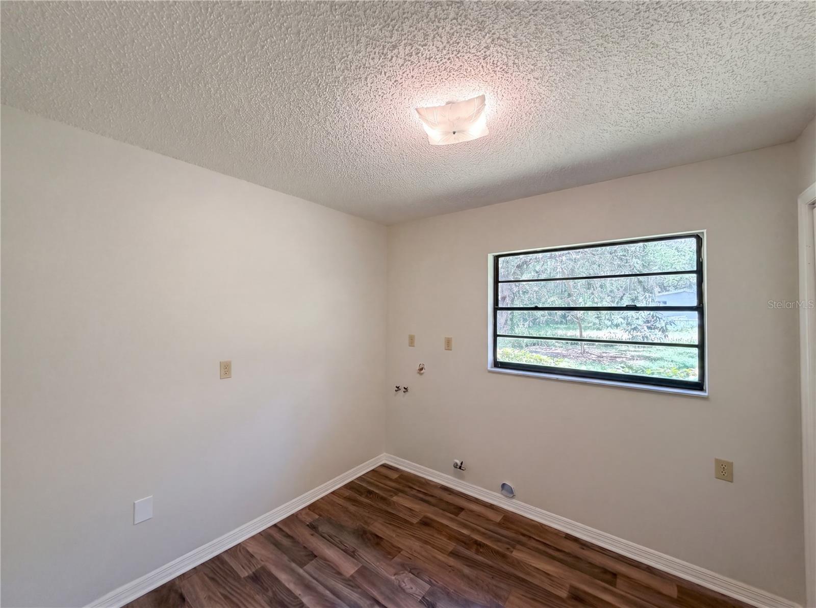 ACREAGE OR UNREC - Residential