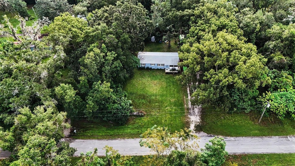 Photo of 1014 Roosevelt Avenue, Brooksville, FL 34604 (MLS # TB8544072)
