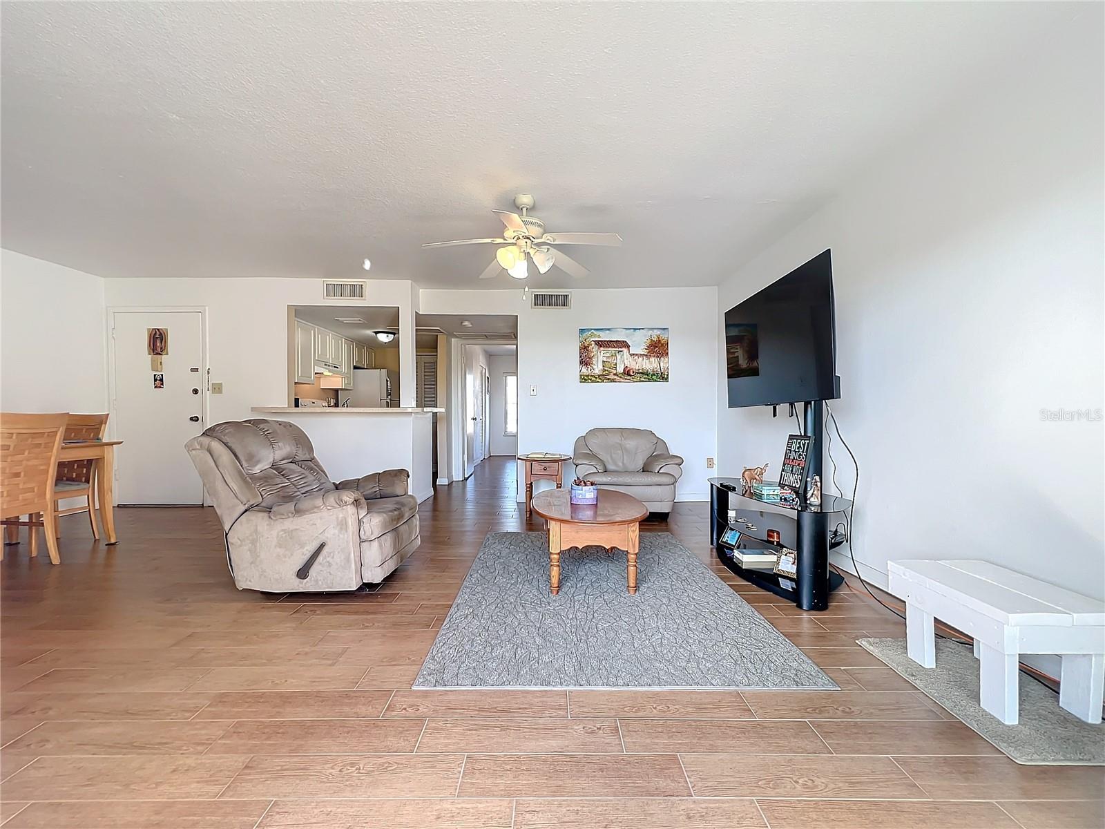 562 ORANGE DRIVE 33