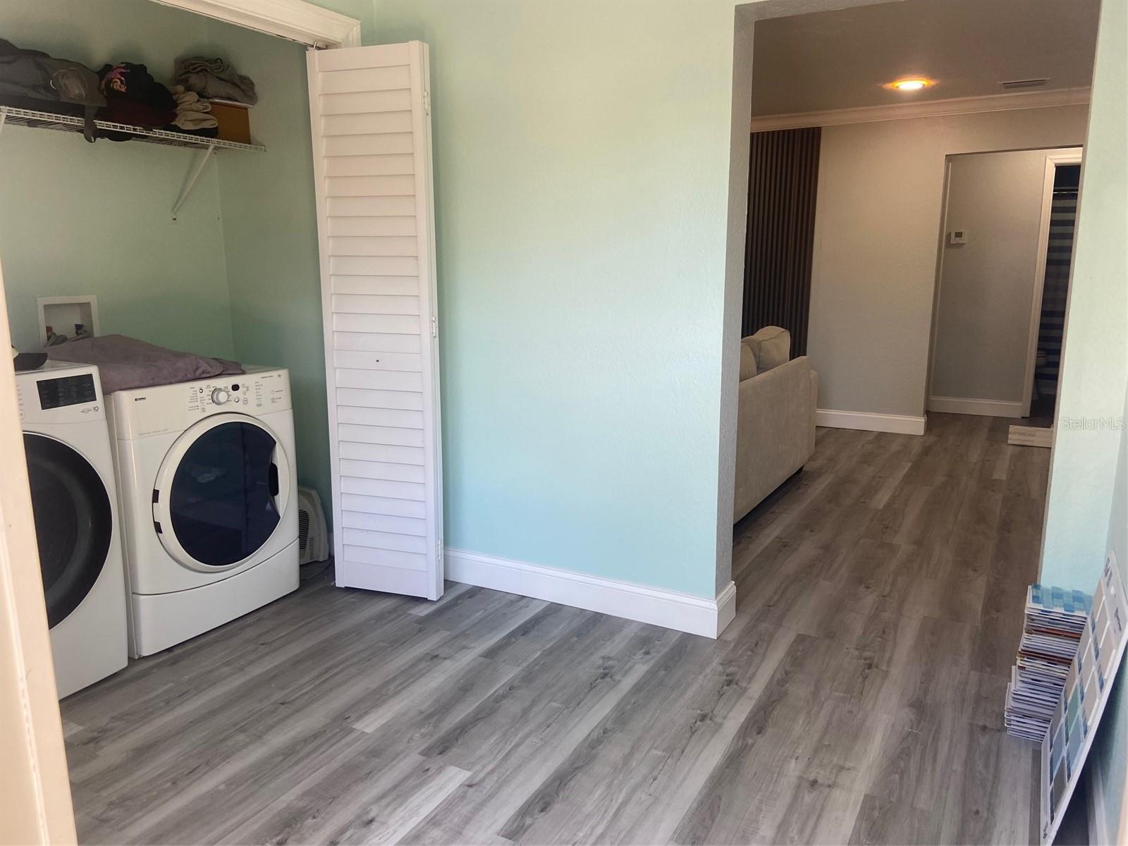 PINECREST - Residential