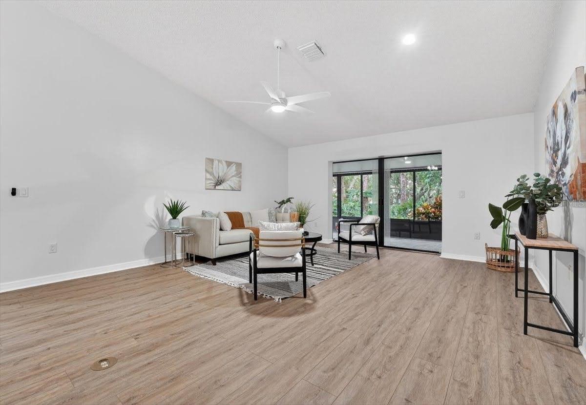 HAMMOCKS IV - Residential