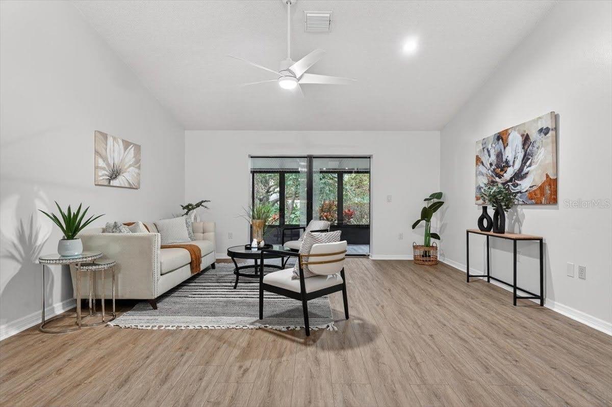 HAMMOCKS IV - Residential