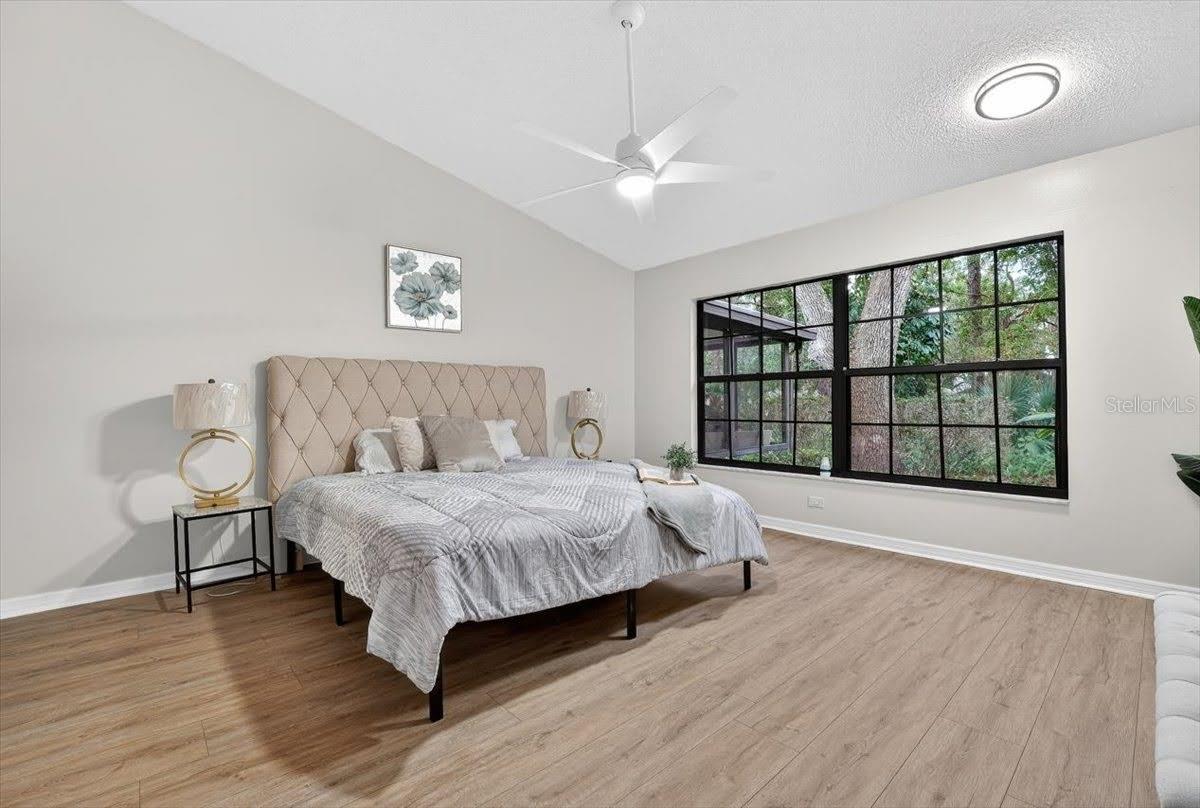 HAMMOCKS IV - Residential