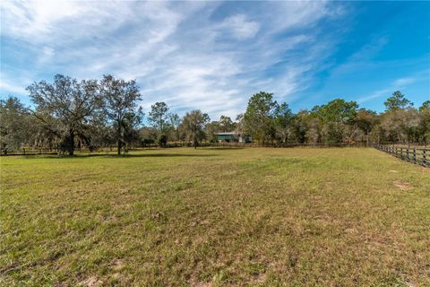 Tiny photo for 6550 SE 143rd Court, Morriston, FL 32668 (MLS # OM713409)