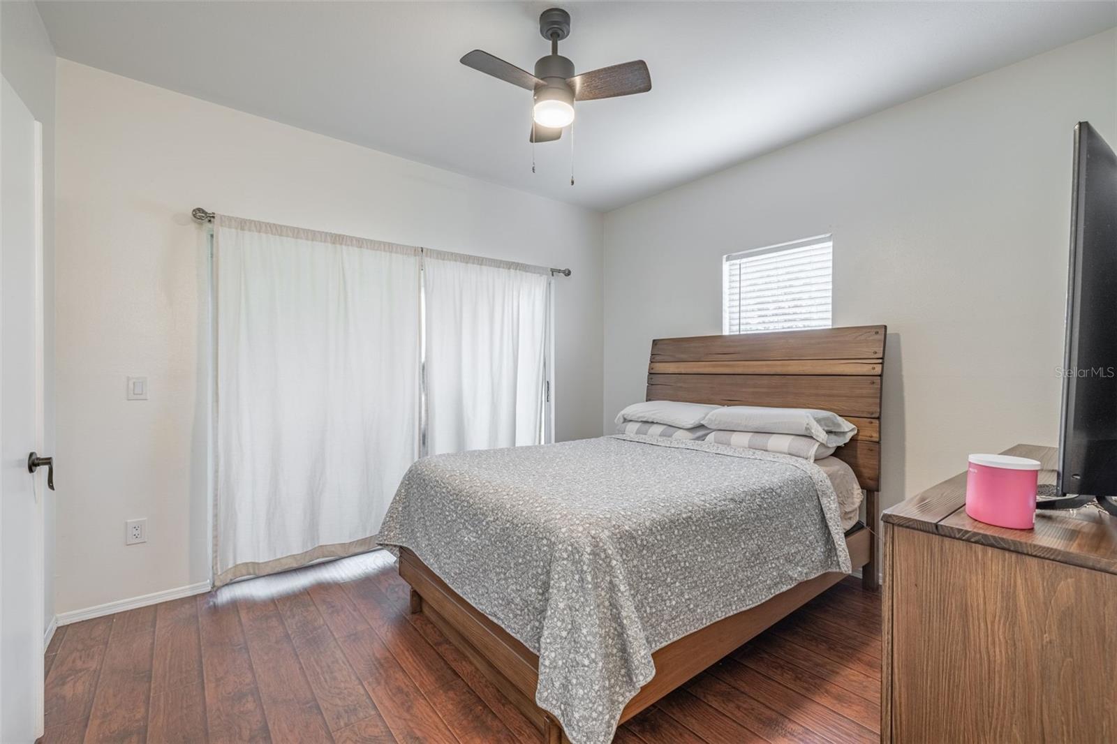THE LANDINGS OF TAMPA A CONDOM - Residential