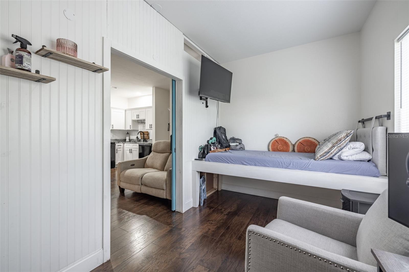 THE LANDINGS OF TAMPA A CONDOM - Residential