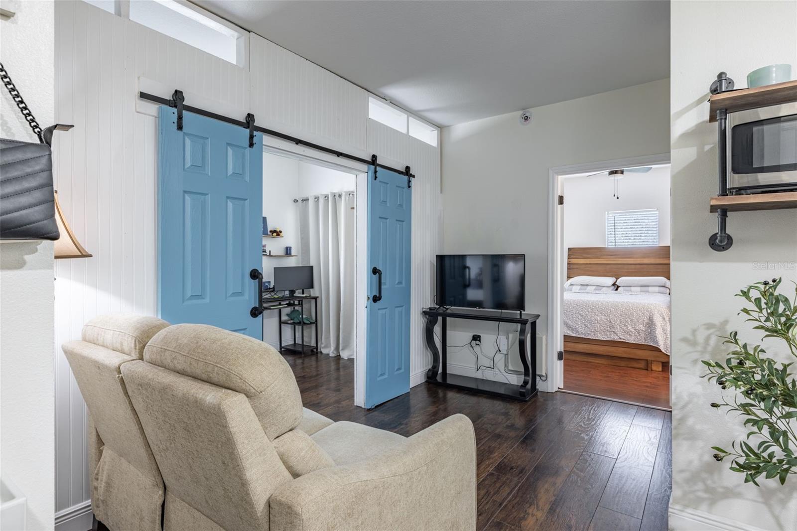 THE LANDINGS OF TAMPA A CONDOM - Residential